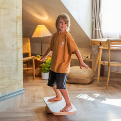 Planche d'équilibre rectangulaire avec rouleau en liège