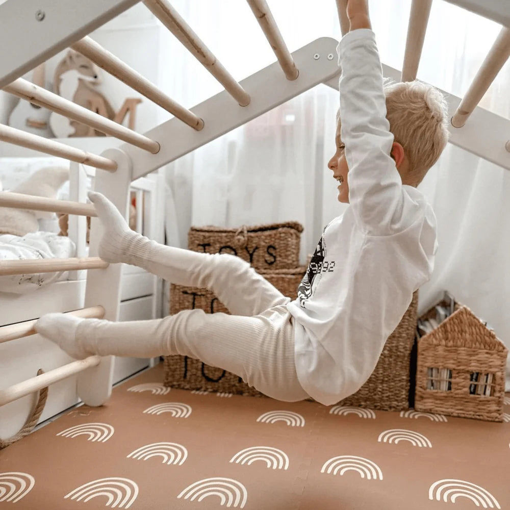 Grande Échelle Triangulaire Pikler en Bois | 11 barreaux – Image 4